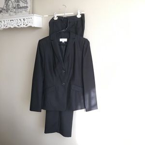 Calvin Klein 2-Piece Pant Suit